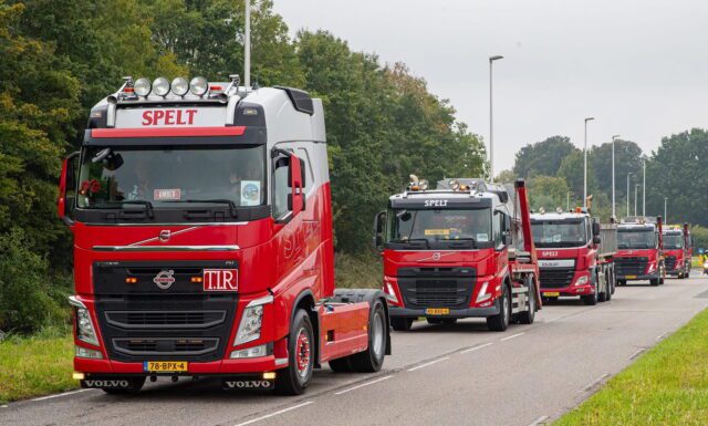1000093132-1 Bloementour Aalsmeer