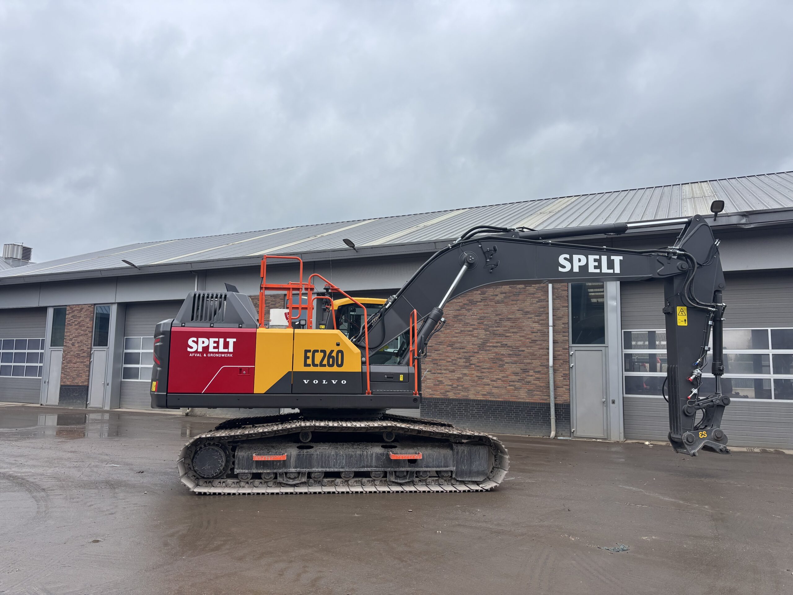 Foto van een kraan met de nieuwe Spelt-stijl